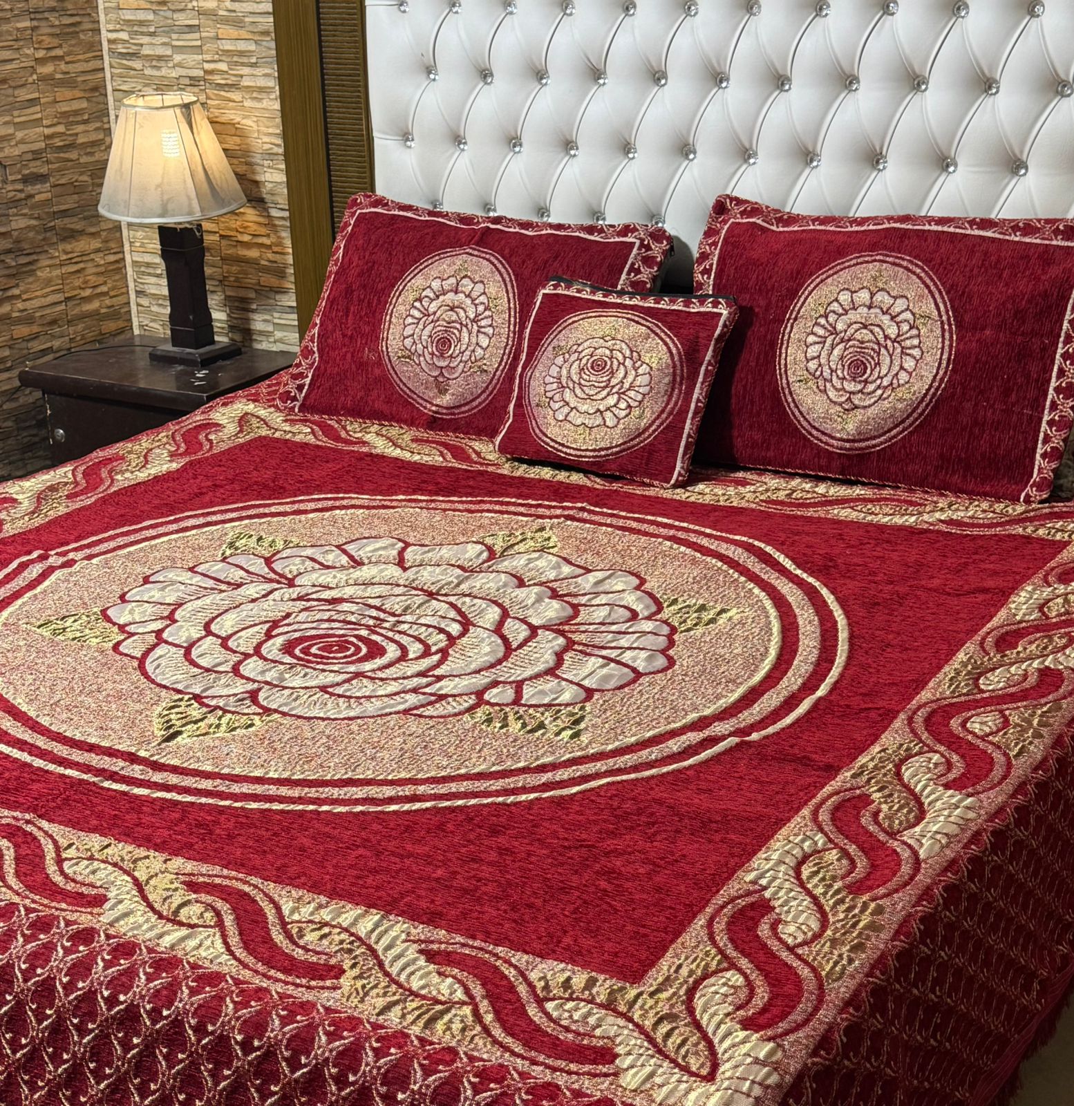 4Pc Velvet Jaquard Bedsheet (Ds No 1041)